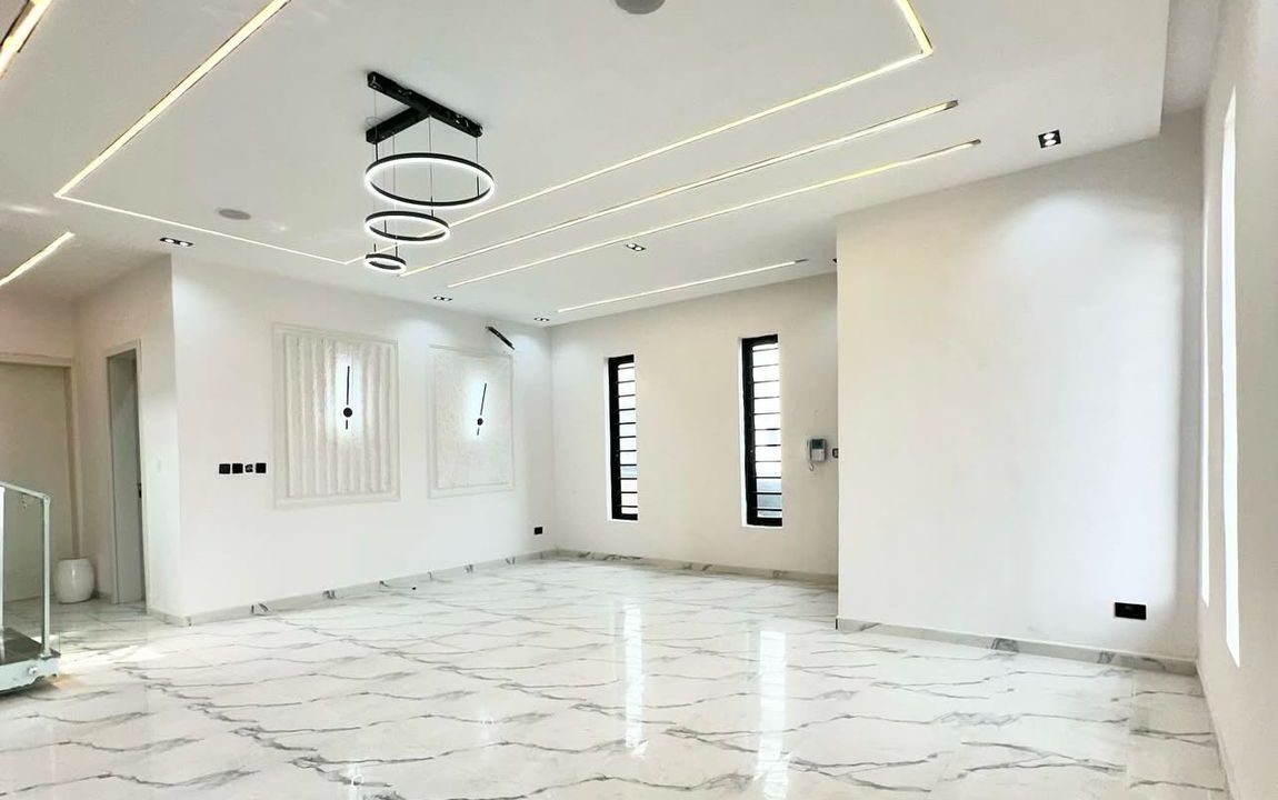 WhatsApp Image 2025-02-21 at 09.53.45_178a5190